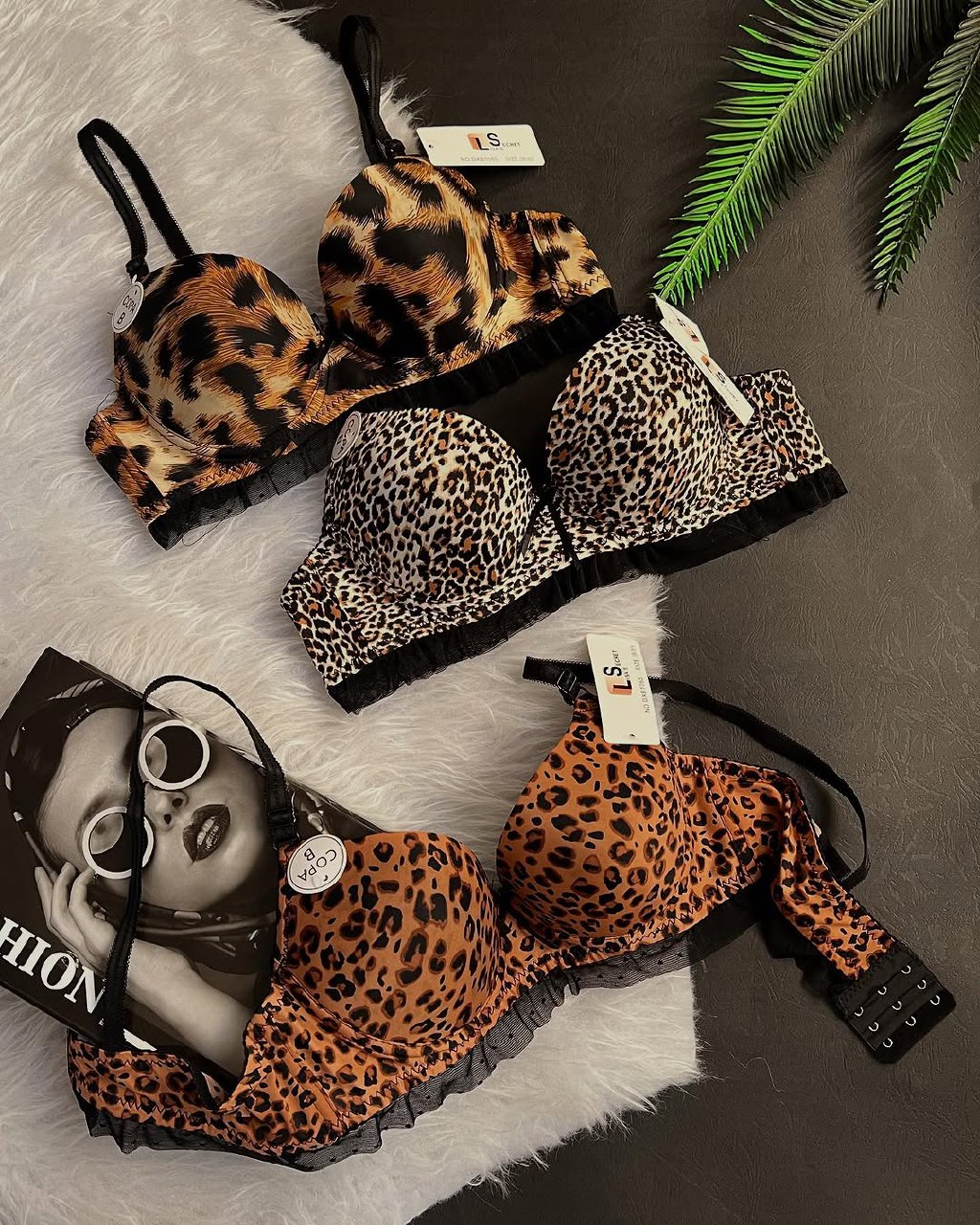 سوتین اسفنجی  پلنگی  مدل فنر دار